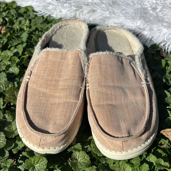 Hey Dude Lexi Slip On Mules Shoes Faux Fur 
Sparkling Pink Gold Women’s Size 8 - Picture 4 of 15